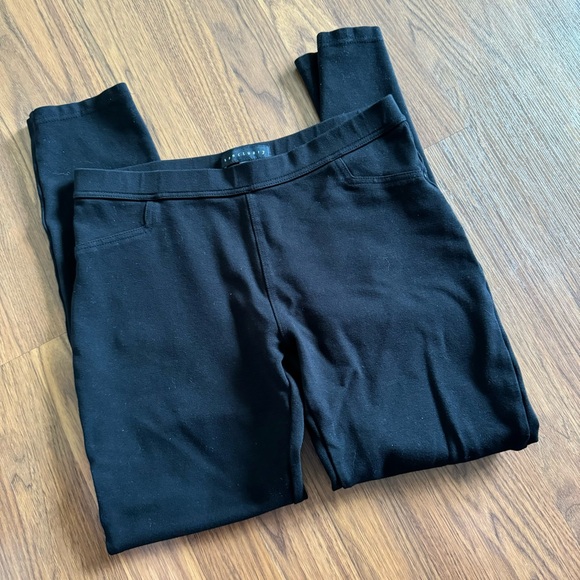 Sanctuary women’s size medium black pull-on pants - Picture 2 of 7